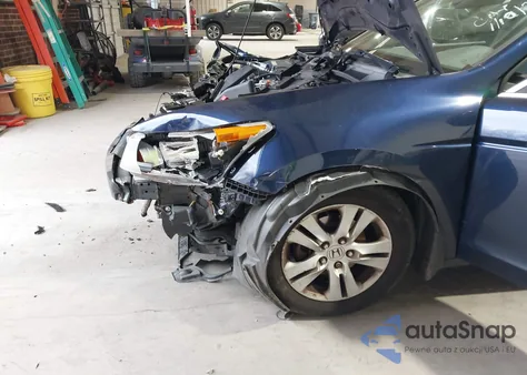 2010 Honda Accord 2.4 Lx-P из США, поврежденный, VIN 1HGCP2F49AA052724